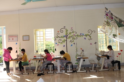 Hà Nội ban hành kế hoạch giúp đỡ, hỗ trợ nạn nhân bị mua bán trở về hòa nhập cộng đồng Hà Nội ban hành kế hoạch giúp đỡ, hỗ trợ nạn nhân bị mua bán trở về hòa nhập cộng đồng
