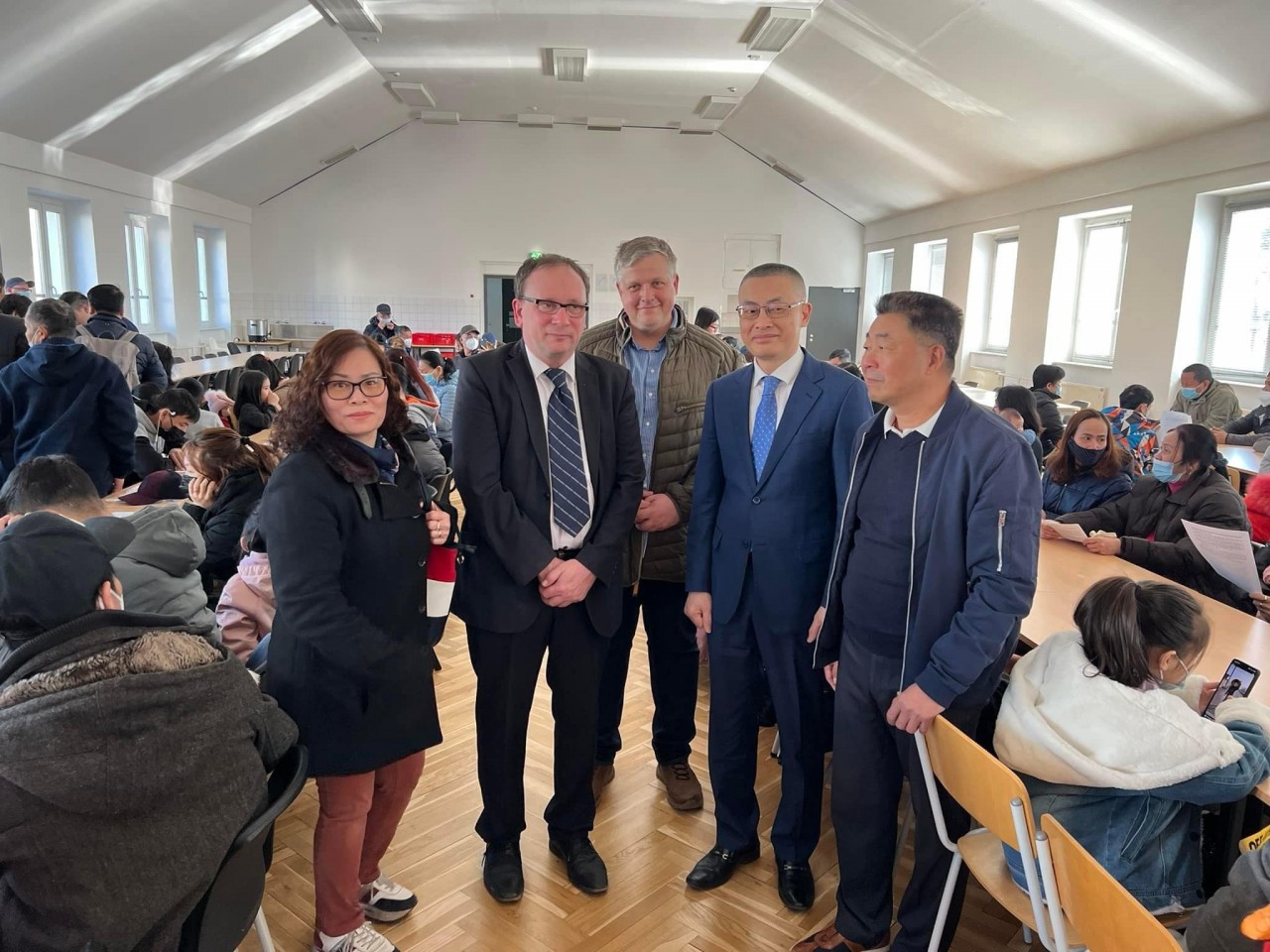 Thăm hỏi cộng đồng người Việt từ Ukraine sang Đức Thăm hỏi cộng đồng người Việt từ Ukraine sang Đức