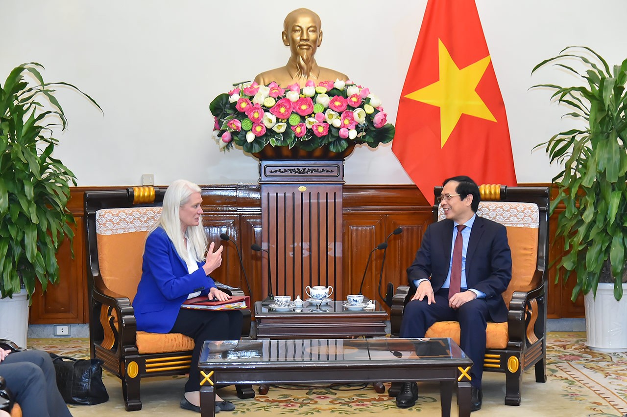 Quốc vụ khanh Anh đánh giá cao vai trò của Việt Nam trong nhiệm kỳ tại Liên hợp quốc Quốc vụ khanh Anh đánh giá cao vai trò của Việt Nam trong nhiệm kỳ tại Liên hợp quốc