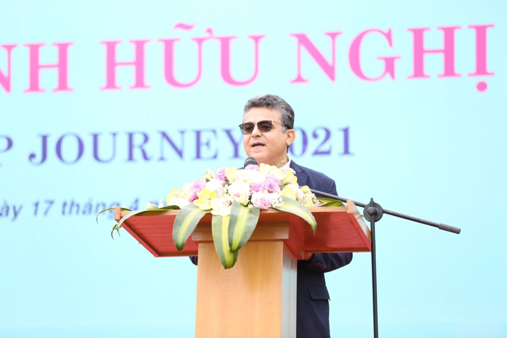 Hành trình hữu nghị 2021- chương trình đem đến cho bạn bè quốc tế nhiều trải nghiệm thú vị về Hà Nội Hành trình hữu nghị 2021- chương trình đem đến cho bạn bè quốc tế nhiều trải nghiệm thú vị về Hà Nội