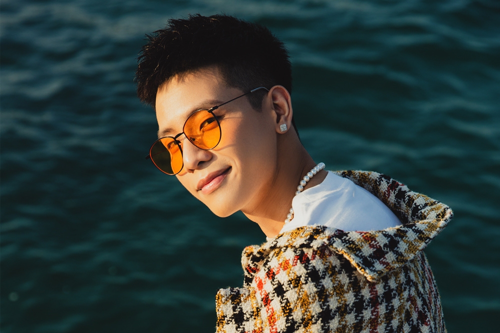 Tin Showbiz Việt ngày 18/4: Trường Giang tập thể dục với con gái, Fan quảng bá Sơn Tùng M-TP ở 2 quốc gia