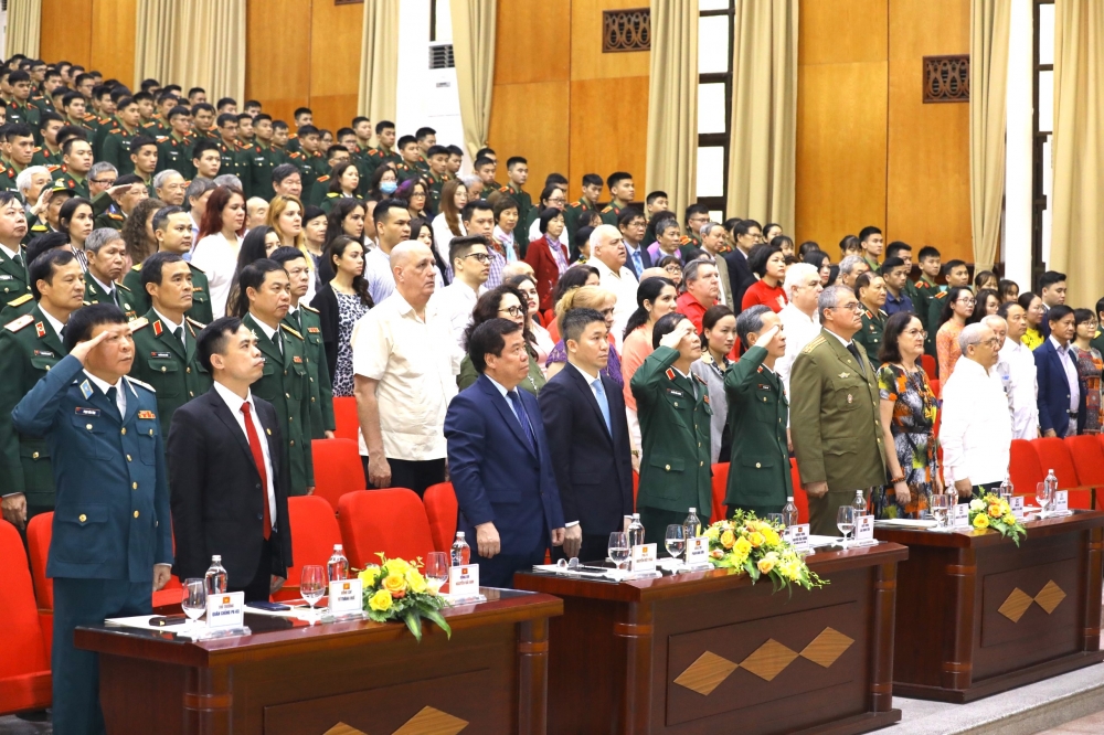 Mít tinh kỷ niệm 60 năm Ngày chiến thắng Hi-rôn của Cuba Mít tinh kỷ niệm 60 năm Ngày chiến thắng Hi-rôn của Cuba
