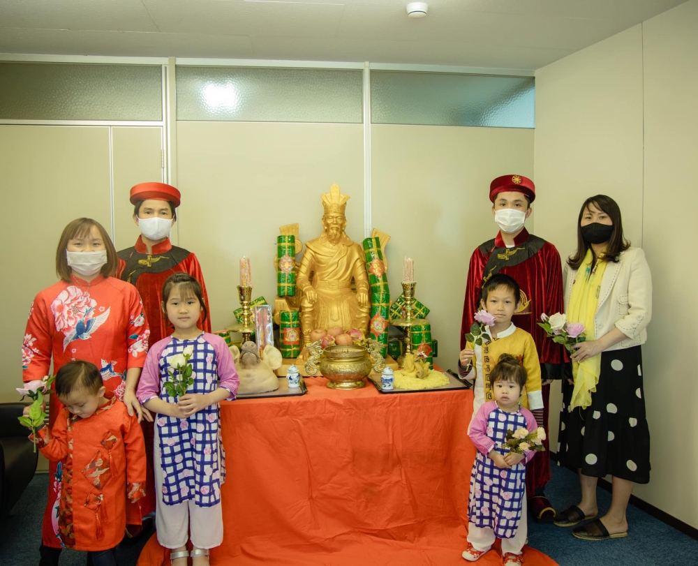 Cộng đồng người Việt tại Malaysia, Canada, Nhật Bản thành kính hướng về cội nguồn Cộng đồng người Việt tại Malaysia, Canada, Nhật Bản thành kính hướng về cội nguồn