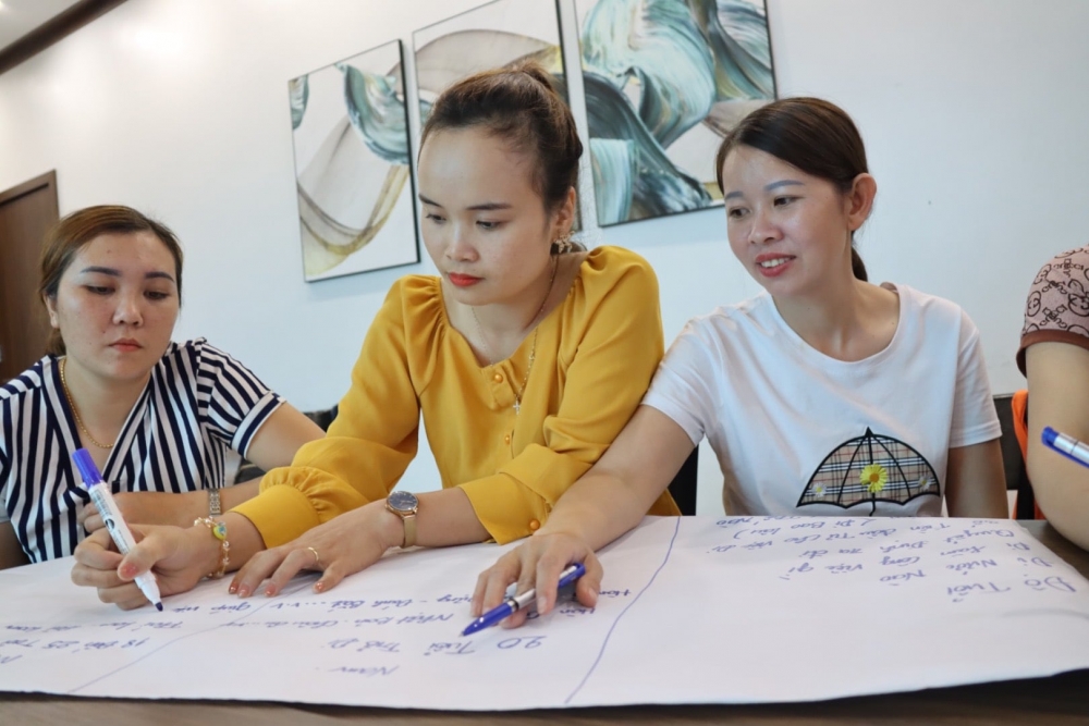 Thành lập Mạng lưới di cư an toàn cho phụ nữ lao động nước ngoài tại Thạch Hà, Hà Tĩnh Thành lập Mạng lưới di cư an toàn cho phụ nữ lao động nước ngoài tại Thạch Hà, Hà Tĩnh
