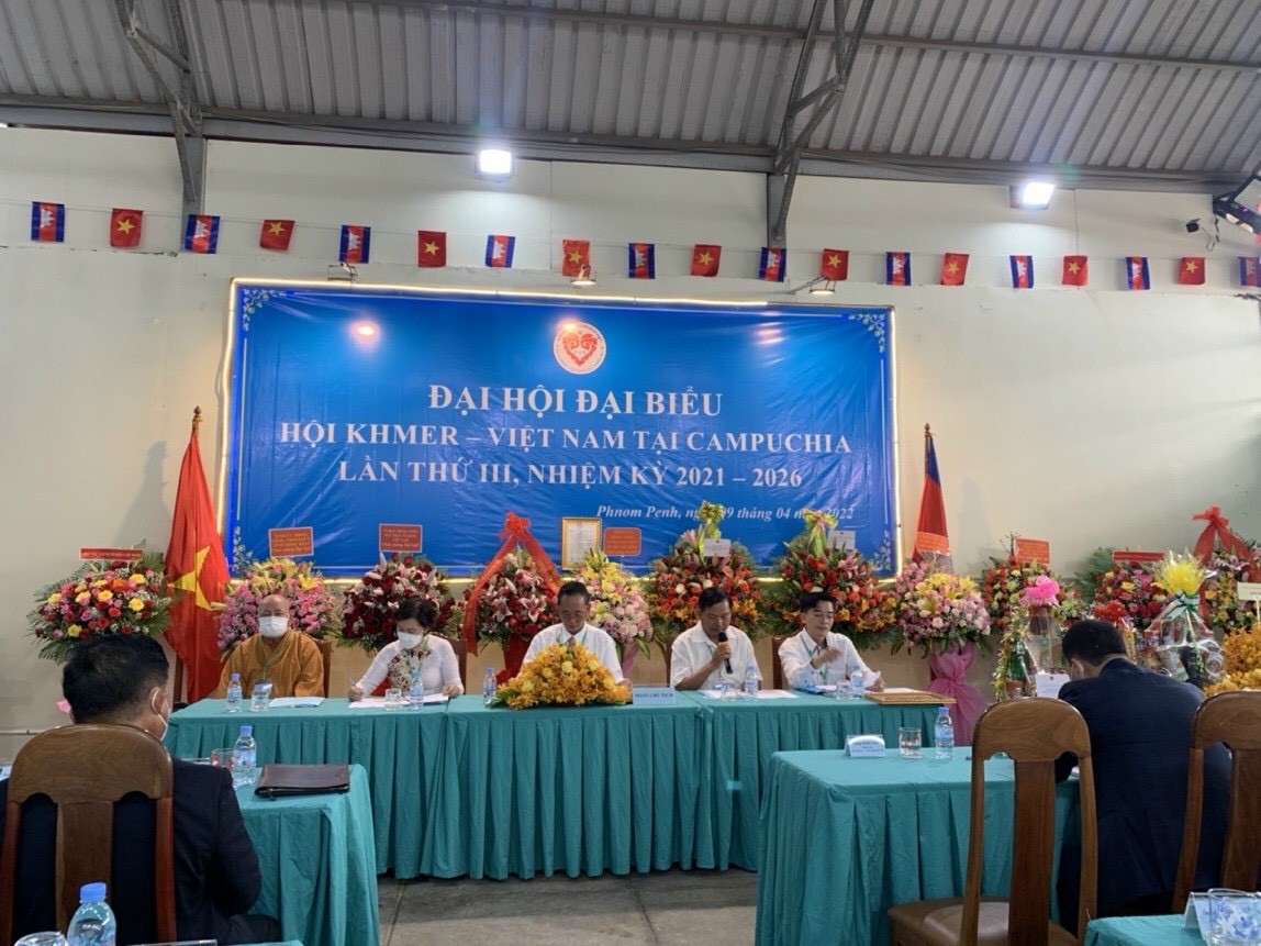 Hội Khmer - Việt Nam: Tiếp tục là chỗ dựa cho người Việt ở Campuchia Hội Khmer - Việt Nam: Tiếp tục là chỗ dựa cho người Việt ở Campuchia