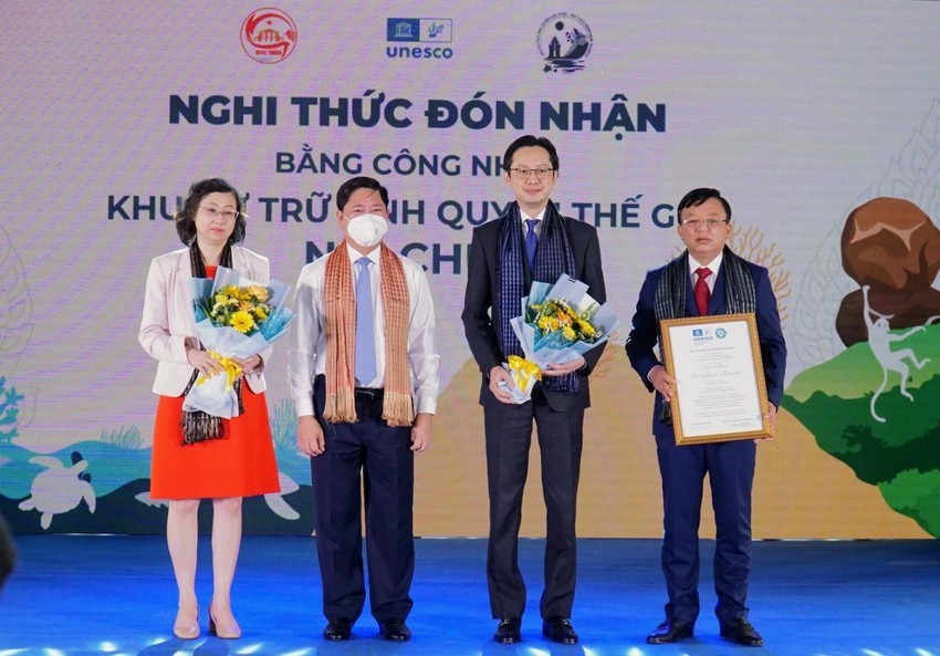 Vườn quốc gia Núi Chúa (Ninh Thuận) đón bằng công nhận Khu dự trữ sinh quyển thế giới từ UNESCO Vườn quốc gia Núi Chúa (Ninh Thuận) đón bằng công nhận Khu dự trữ sinh quyển thế giới từ UNESCO