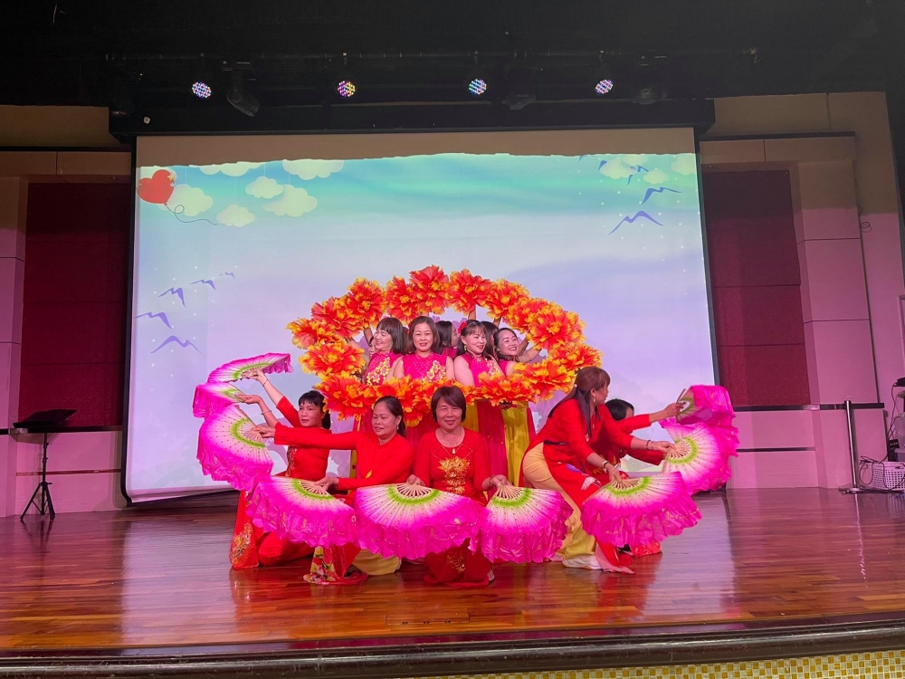 Ra mắt Hội đồng hương Hải Phòng và Ninh Bình tại Macau (Trung Quốc) Ra mắt Hội đồng hương Hải Phòng và Ninh Bình tại Macau (Trung Quốc)