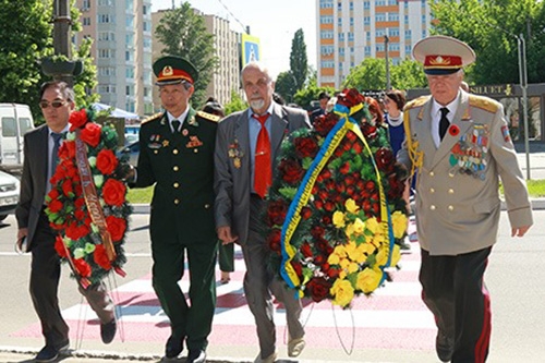 Hội CCB Việt Nam tại Ukraine thiết lập được mối quan hệ thắm tình đồng chí, anh em với Hội CCB nước sở tại Hội CCB Việt Nam tại Ukraine thiết lập được mối quan hệ thắm tình đồng chí, anh em với Hội CCB nước sở tại