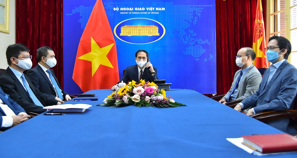 Khắc phục hậu quả chiến tranh là một trong các trọng tâm hợp tác giữa Việt Nam - Hoa Kỳ Khắc phục hậu quả chiến tranh là một trong các trọng tâm hợp tác giữa Việt Nam - Hoa Kỳ