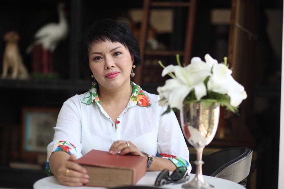 Nhà thơ Đặng Thị Thanh Hương với trái tim luôn hướng về quê hương Nhà thơ Đặng Thị Thanh Hương với trái tim luôn hướng về quê hương