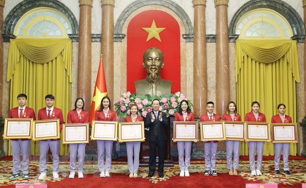 Chu tich nuoc bieu duong cac 'guong mat vang' cua The thao Viet Nam hinh anh 1