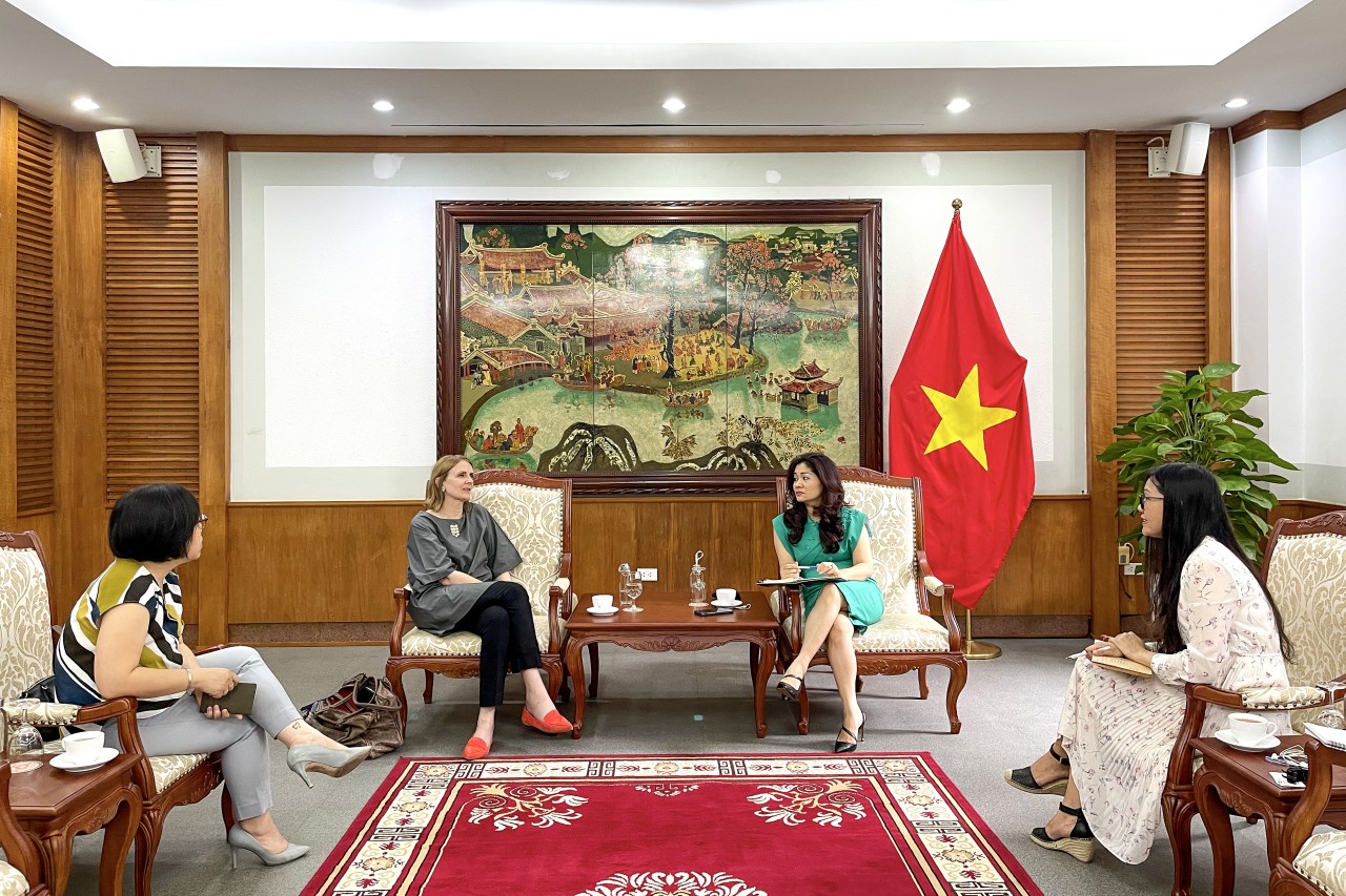 Thành lập Trung tâm Việt Nam-Australia Thành lập Trung tâm Việt Nam-Australia