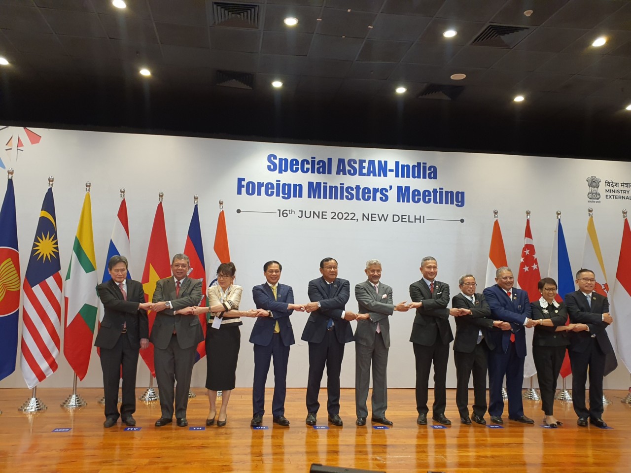 Việt Nam đánh giá cao Ấn Độ ủng hộ lập trường của ASEAN về Biển Đông Việt Nam đánh giá cao Ấn Độ ủng hộ lập trường của ASEAN về Biển Đông