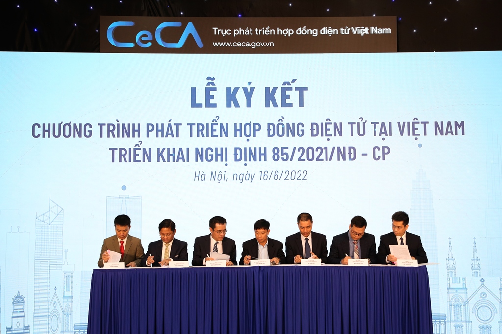 Hội nghị Phát triển hợp đồng điện tử tại Việt Nam Chú thích ảnh