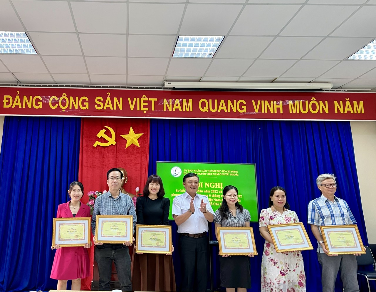 15 nhiệm vụ trọng tâm trong công tác kiều bào tại TP.HCM 6 tháng cuối năm 2022 15 nhiệm vụ trọng tâm trong công tác kiều bào tại TP.HCM 6 tháng cuối năm 2022