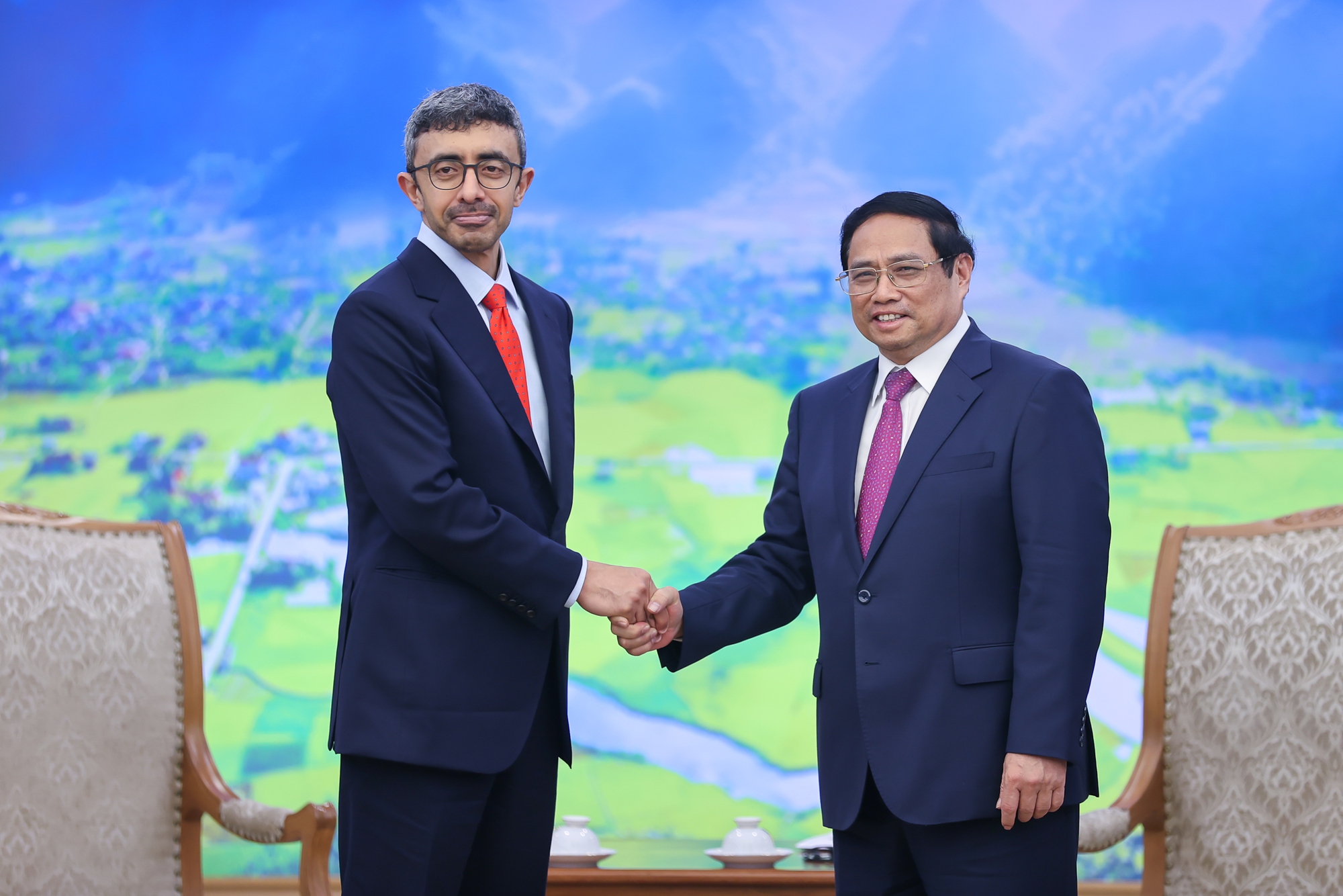 Ký kết Hiệp định đối tác kinh tế toàn diện là ưu tiên hàng đầu của UAE với Việt Nam - Ảnh 1. Ký kết Hiệp định đối tác kinh tế toàn diện là ưu tiên hàng đầu của UAE với Việt Nam - Ảnh 1.