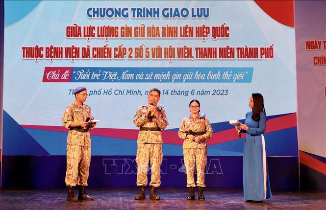 Thanh niên TP Hồ Chí Minh giao lưu với Lực lượng gìn giữ hòa bình LHQ tại Nam Sudan Chú thích ảnh