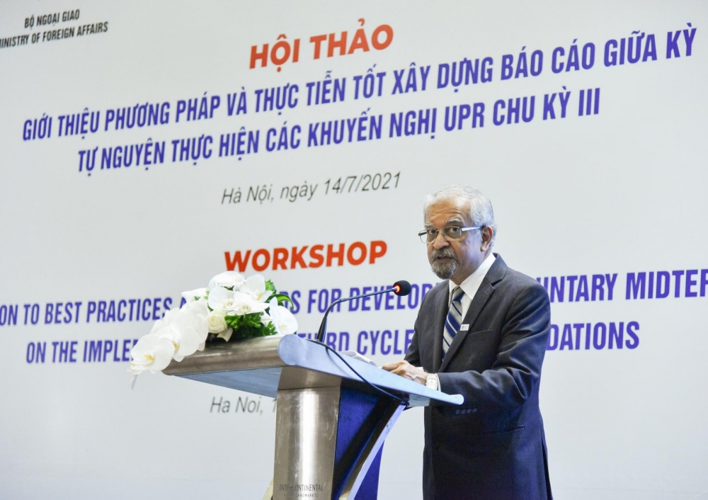 Báo cáo giữa kỳ tự nguyện của Việt Nam cung cấp thông tin chân thực, toàn diện trong việc đảm bảo quyền con người Báo cáo giữa kỳ tự nguyện của Việt Nam cung cấp thông tin chân thực, toàn diện trong việc đảm bảo quyền con người