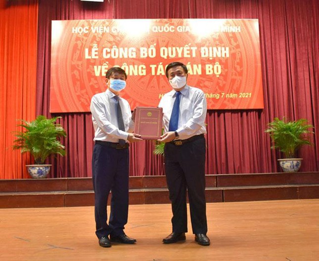 PGS. TS. Phạm Minh Sơn được bổ nhiệm làm Giám đốc Học viện Báo chí và Tuyên truyền PGS,TS. Phạm Minh Sơn làm Giám đốc Học viện Báo chí và Tuyên truyền ảnh 1