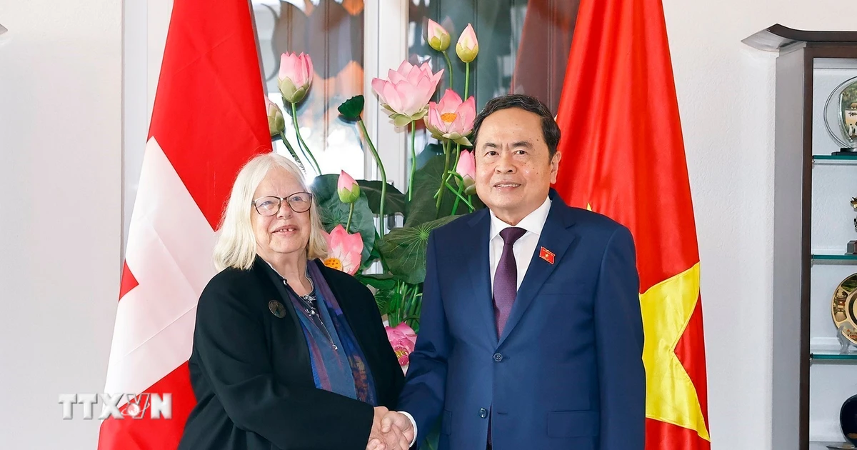 Chủ tịch Quốc hội đề cao vai trò Hội Hữu nghị Thụy Sĩ-Việt Nam Chủ tịch Quốc hội đề cao vai trò Hội Hữu nghị Thụy Sĩ-Việt Nam