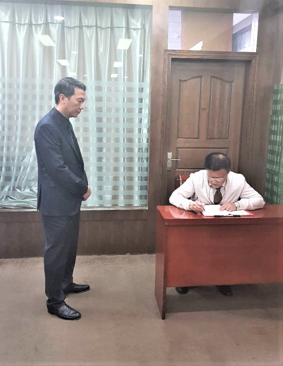 TBT Lê Khả Phiêu Người góp phần xây dựng quan hệ đối ngoại giữa Việt Nam với các nước tbt le kha phieu nguoi gop phan xay dung quan he doi ngoai giua viet nam voi cac nuoc