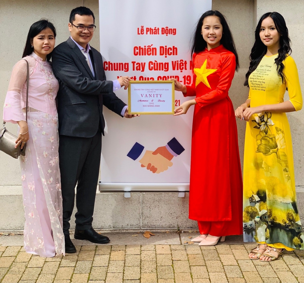 Người Việt tại Anh phát động chiến dịch “Chung tay cùng Việt Nam vượt qua Covid -19” Người Việt tại Anh phát động chiến dịch “Chung tay cùng Việt Nam vượt qua Covid -19”