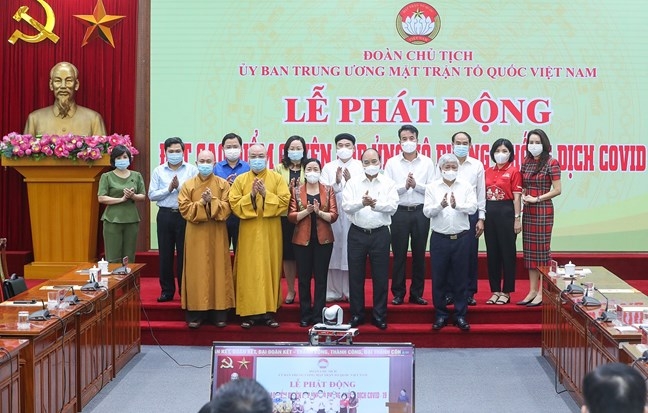 Các tổ chức tôn giáo ở Việt Nam chung tay cùng cả nước phòng chống dịch Covid-19 Các tổ chức tôn giáo ở Việt Nam chung tay cùng cả nước phòng chống dịch Covid-19