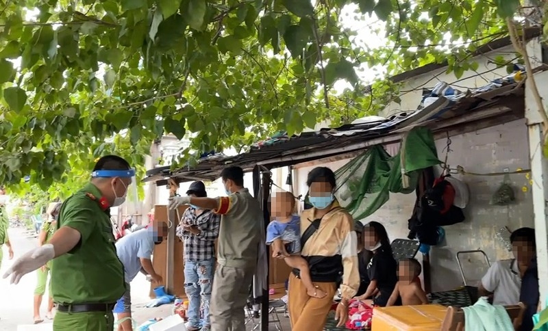 Hỗ trợ khẩn cấp nơi ở cho người lang thang, cơ nhỡ, người không có chỗ ở tạm thời trong dịch COVID-19 Hỗ trợ khẩn cấp nơi ở cho người lang thang, cơ nhỡ, người không có chỗ ở tạm thời trong dịch COVID-19