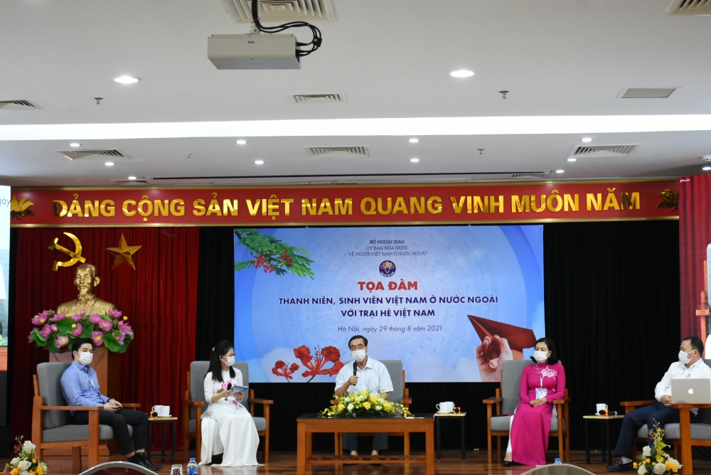Thế hệ trẻ kiều bào đóng vai trò quan trọng đối với sự phát triển của cộng đồng NVNONN Thế hệ trẻ kiều bào đóng vai trò quan trọng đối với sự phát triển của cộng đồng NVNONN