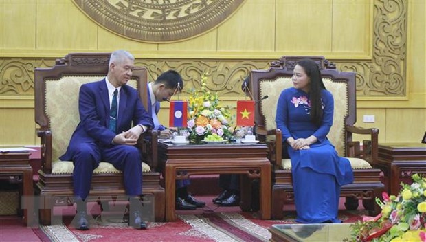 Day manh trao doi, hop tac giua Ninh Binh va thu do Vientiane cua Lao hinh anh 1