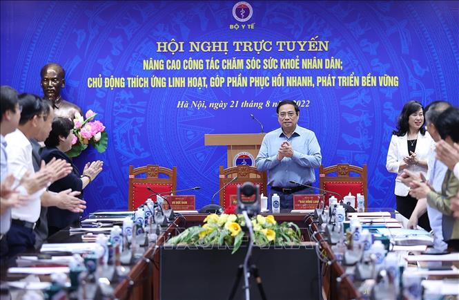 Thủ tướng dự hội nghị về nâng cao công tác chăm sóc sức khỏe nhân dân Chú thích ảnh