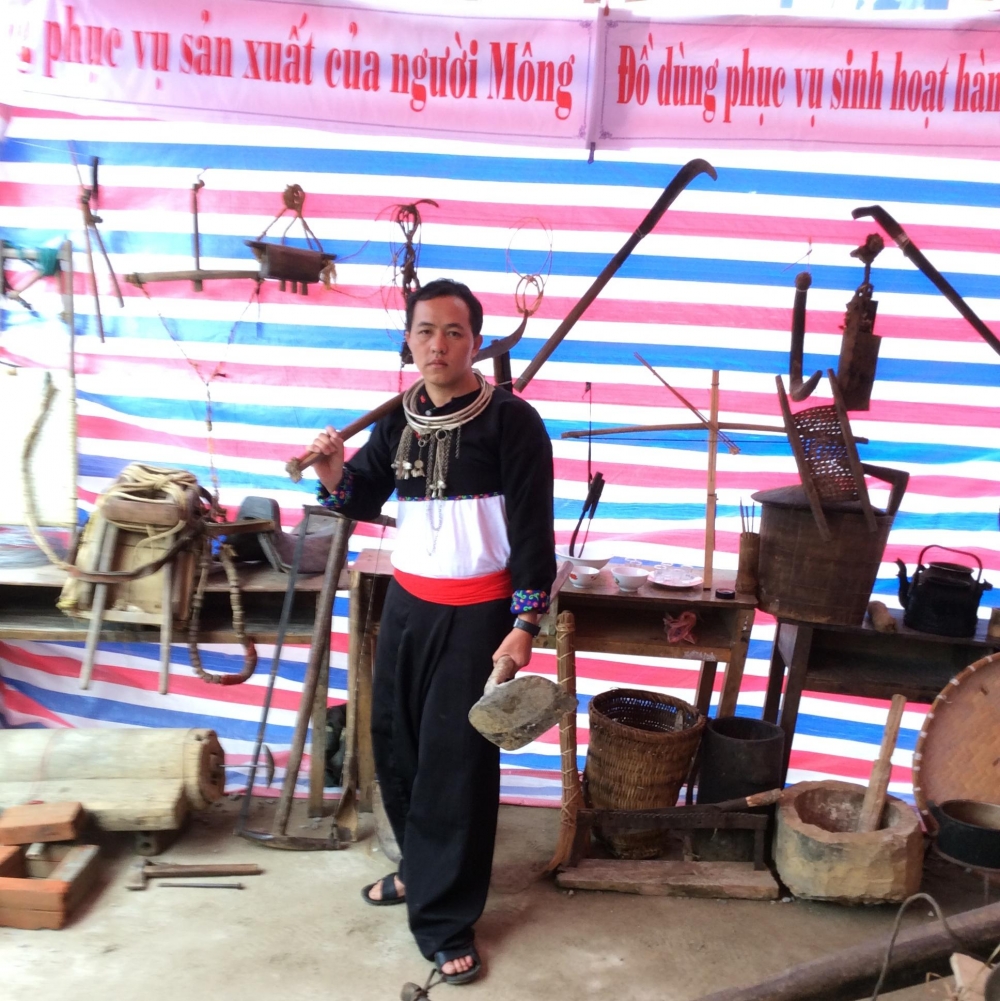 Sin Suối Hồ Lai Châu Từ bản nghiện vươn lên thoát nghèo nhờ làm du lịch trồng địa lan thảo quả sin suoi ho lai chau tu ban nghien vuon len thoat ngheo nho lam du lich trong dia lan thao qua