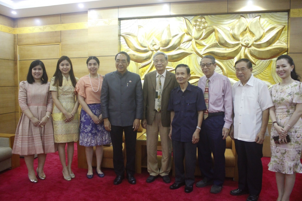 Chủ tịch Hội Hữu nghị Việt Nam Thái Lan tiếp Đại sứ Thái Lan chào từ biệt kết thúc nhiệm kỳ chu tich hoi huu nghi viet nam thai lan tiep dai su thai lan chao tu biet ket thuc nhiem ky