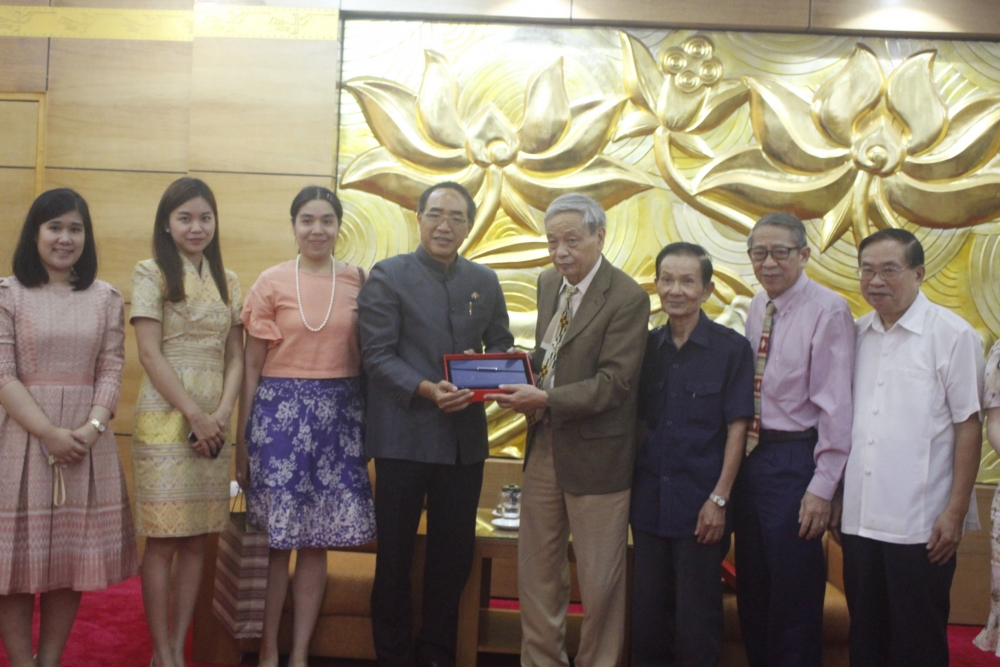 Chủ tịch Hội Hữu nghị Việt Nam Thái Lan tiếp Đại sứ Thái Lan chào từ biệt kết thúc nhiệm kỳ chu tich hoi huu nghi viet nam thai lan tiep dai su thai lan chao tu biet ket thuc nhiem ky