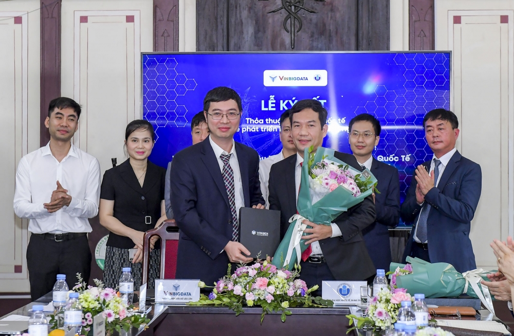 Chuyên gia từ tập đoàn y khoa hàng đầu Mỹ Úc triển khai nhiều hoạt động xây dựng Trung tâm Ung bướu xuất sắc COE tại Vinmec chuyen gia tu tap doan y khoa hang dau my uc trien khai nhieu hoat dong xay dung trung tam ung buou xuat sac coe tai vinmec