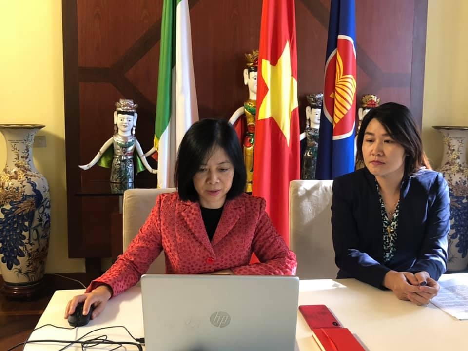Thúc đẩy hợp tác, đón làn sóng chuyển dịch đầu tư của doanh nghiệp Italia về Bình Dương Thúc đẩy hợp tác, đón làn sóng chuyển dịch đầu tư của doanh nghiệp Italia về Bình Dương