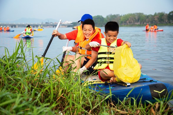 WWF-Việt Nam viện trợ hơn 65 tỷ đồng cho dự án giảm nhựa ở miền Trung WWF-Việt Nam viện trợ hơn 65 tỷ đồng cho dự án giảm nhựa ở miền Trung