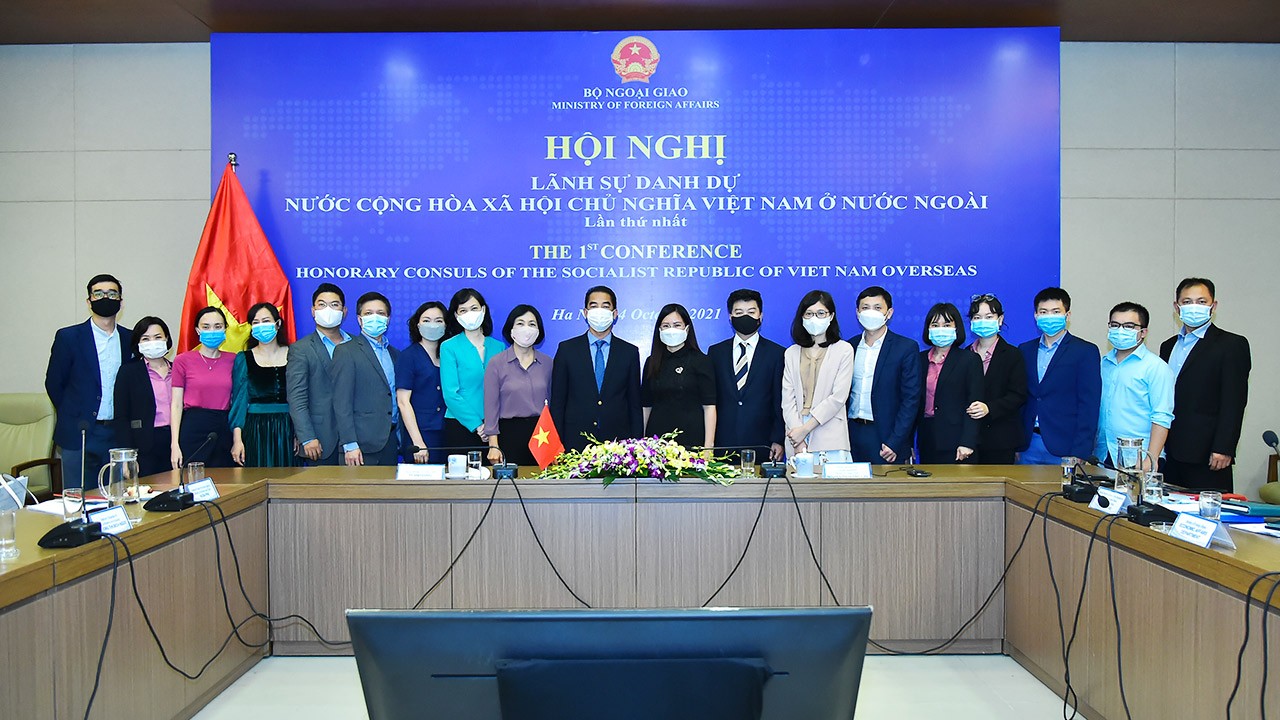 Mở rộng mạng lưới và nâng cao hiệu quả hoạt động của các Lãnh sự danh dự Việt Nam ở nước ngoài Mở rộng mạng lưới và nâng cao hiệu quả hoạt động của các Lãnh sự danh dự Việt Nam ở nước ngoài