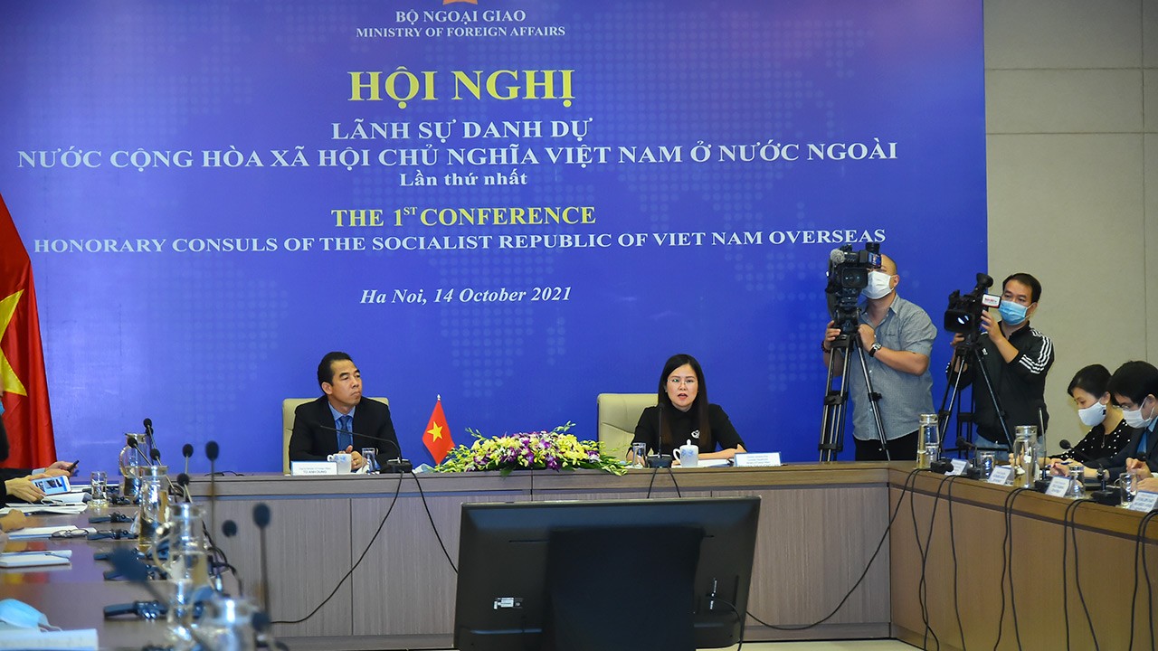 Mở rộng mạng lưới và nâng cao hiệu quả hoạt động của các Lãnh sự danh dự Việt Nam ở nước ngoài Mở rộng mạng lưới và nâng cao hiệu quả hoạt động của các Lãnh sự danh dự Việt Nam ở nước ngoài