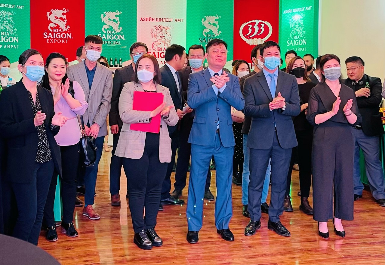 Quảng bá, giới thiệu các sản phẩm, ẩm thực của Việt Nam với doanh nghiệp Mông Cổ Quảng bá, giới thiệu các sản phẩm, ẩm thực của Việt Nam với doanh nghiệp Mông Cổ