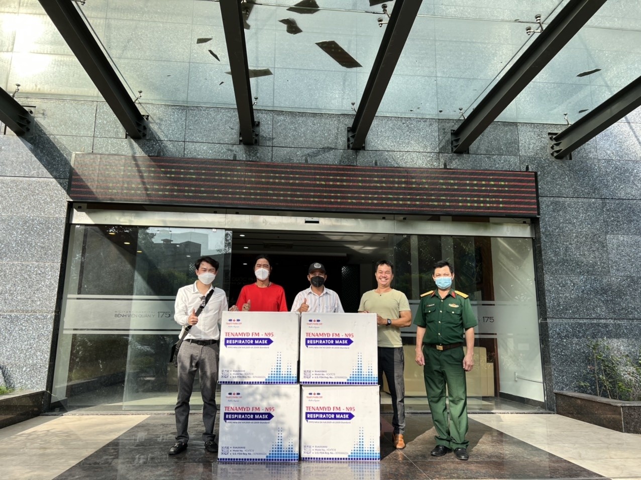VKBIA và VBUK hỗ trợ lực lượng tuyến đầu phòng chống dịch tại TP.HCM VKBIA và VBUK hỗ trợ lực lượng tuyến đầu phòng chống dịch tại TP.HCM