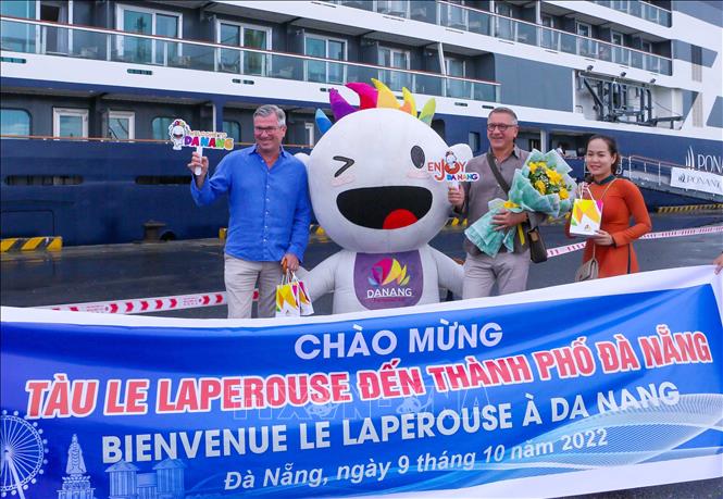 Đà Nẵng: Đón chuyến tàu du lịch biển đầu tiên sau hơn 2 năm gián đoạn Chú thích ảnh