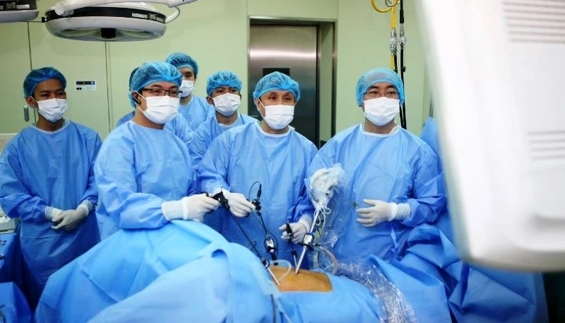 Việt Nam giành giải Nhất khu vực Đông Nam Á về phẫu thuật nội soi cắt đại trực tràng Việt Nam giành giải Nhất khu vực Đông Nam Á về phẫu thuật nội soi cắt đại trực tràng