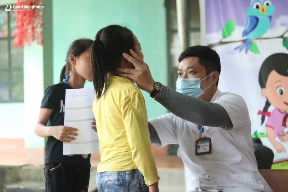 Tổ chức GNI khám sức khỏe miễn phí cho 1.417 trẻ bảo trợ tại Hà Giang Tổ chức GNI khám sức khỏe miễn phí cho 1.417 trẻ bảo trợ tại Hà Giang