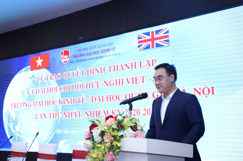 Thành lập Chi hội Hữu nghị Việt – Anh trường Đại học Kinh tế (ĐHQGHN) Thành lập Chi hội Hữu nghị Việt – Anh trường Đại học Kinh tế (ĐHQGHN)
