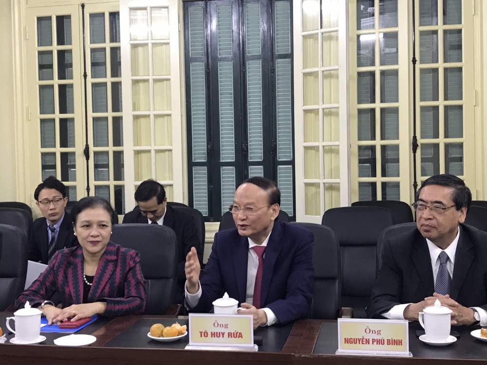 Chủ tịch Nguyễn Phương Nga tiếp ông Takebe Tsutomu, Cố vấn đặc biệt Liên minh Nghị sĩ hữu nghị Nhật – Việt Chủ tịch Nguyễn Phương Nga tiếp ông Takebe Tsutomu, Cố vấn đặc biệt Liên minh Nghị sĩ hữu nghị Nhật – Việt