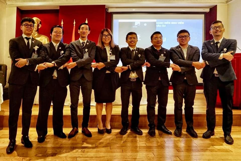 Liên hiệp Hội thanh niên sinh viên Việt Nam tại châu Âu tăng cường hoạt động hướng về quê hương Liên hiệp Hội thanh niên sinh viên Việt Nam tại châu Âu tăng cường hoạt động hướng về quê hương