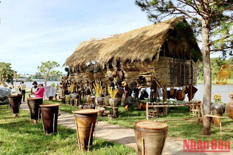 Festival Hoa Đà Lạt năm 2022 có 9 chương trình chính Festival Hoa Đà Lạt năm 2022 có 9 chương trình chính ảnh 2