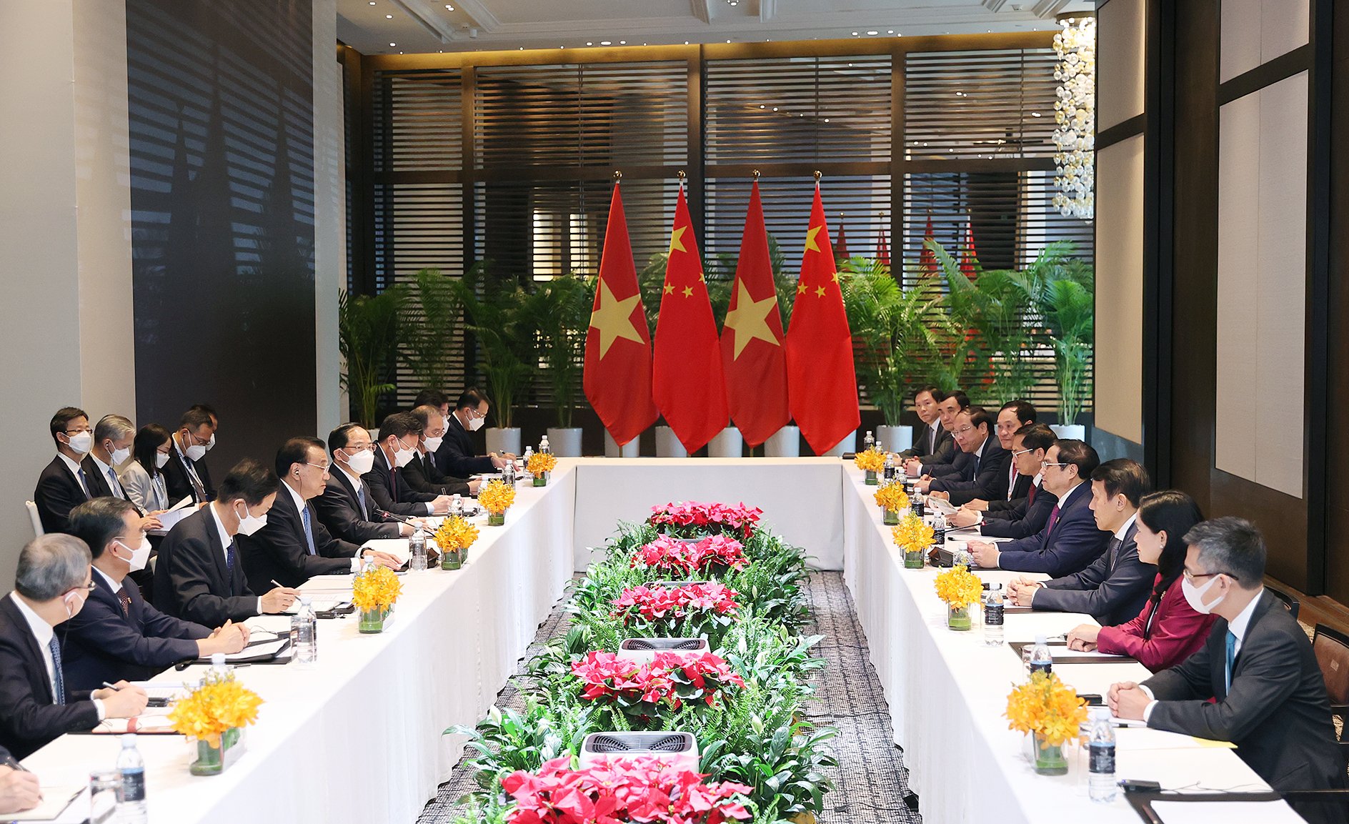 Thủ tướng Phạm Minh Chính hội kiến Thủ tướng Trung Quốc Lý Khắc Cường - Ảnh 2. Thủ tướng Phạm Minh Chính hội kiến Thủ tướng Trung Quốc Lý Khắc Cường - Ảnh 2.
