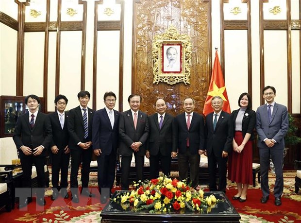 Chủ tịch nước Nguyễn Xuân Phúc tiếp Thống đốc tỉnh Kanagawa, Nhật Bản hình ảnh 2 Chu tich nuoc Nguyen Xuan Phuc tiep Thong doc tinh Kanagawa, Nhat Ban hinh anh 2